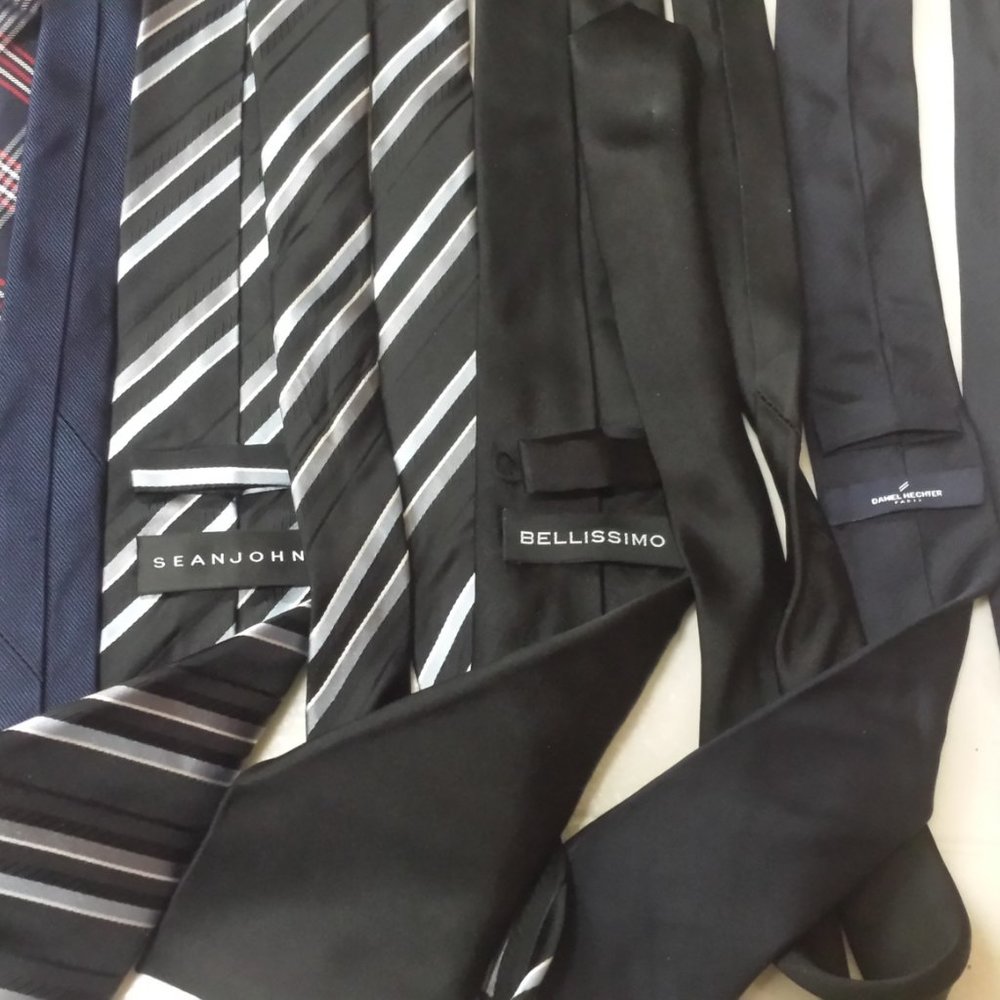 7 designer ties - Picture 3 of 3